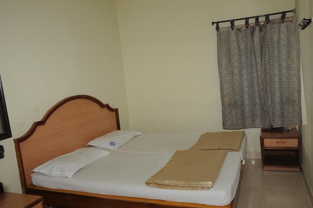 Hotel Agarala Residency Tirupati Exterior foto